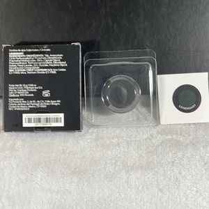 Younique-LEGENDARY- Moodstruck Pressed Shadow-NEW